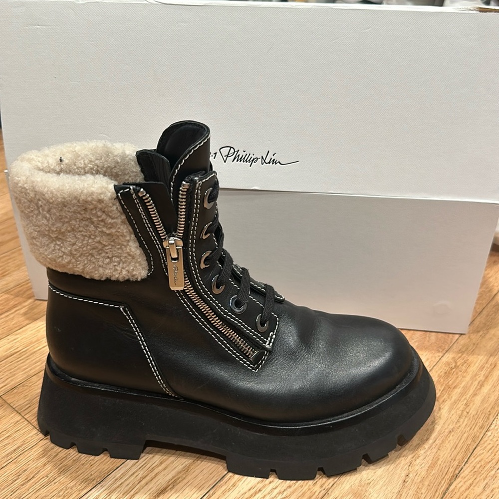 Gently used Leather & shearling military/combat boots